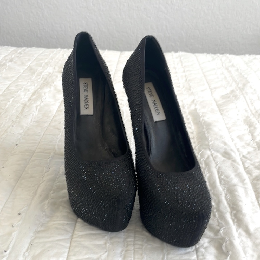 Steve Madden platform blank stone pumps super sexy! 💕👠💕